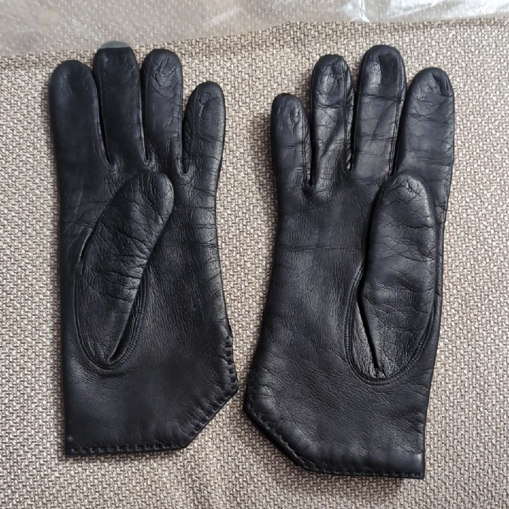 vintage Dayne Taylor women's black leather gloves 7 1/2